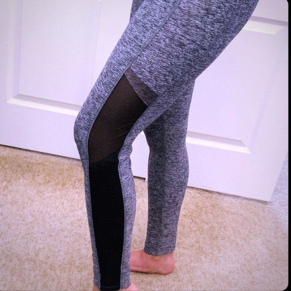 PINK Victoria's Secret Pants - Pink Victoria’s Secret Ultimate leggings